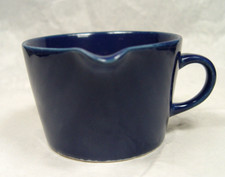 °°° ARABIA IITTALA KILTA (TEEMA) DUNKELBLAU SAHNE GERADER GRIFF D/H=9/6 CM °°°