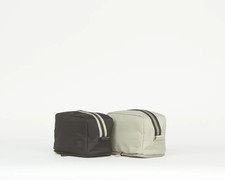 IHKWIP set of 2 Packable Cosmetic Cases Blk/CshmrGreige