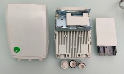 Siklu MultiHaul Set , 2x MH-T200 & 1x MH-T201