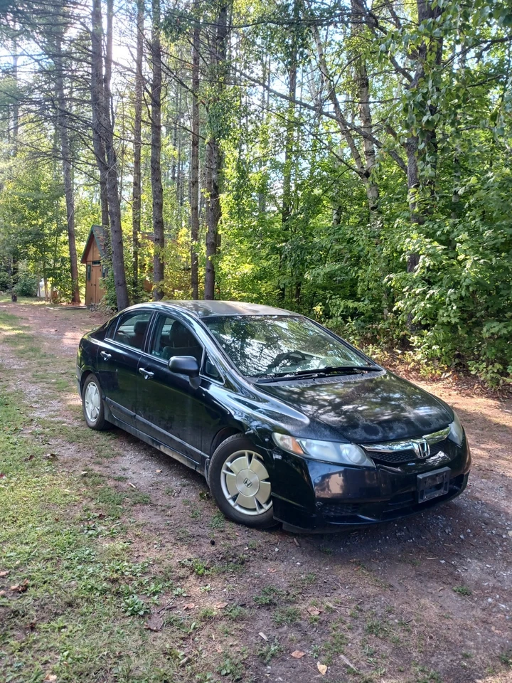 Honda: Civic - Image 2 of 4