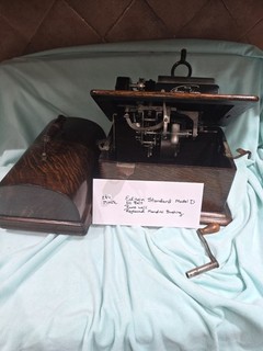 Edison Standard 2/4 Minute Phonograph No Belt Runs Smooth
