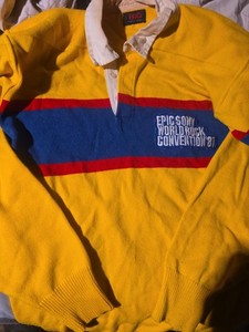 HOT VINTAGE 1981 EPIC SONY WORLD ROCK CONVENTION SWEATER (S-M)