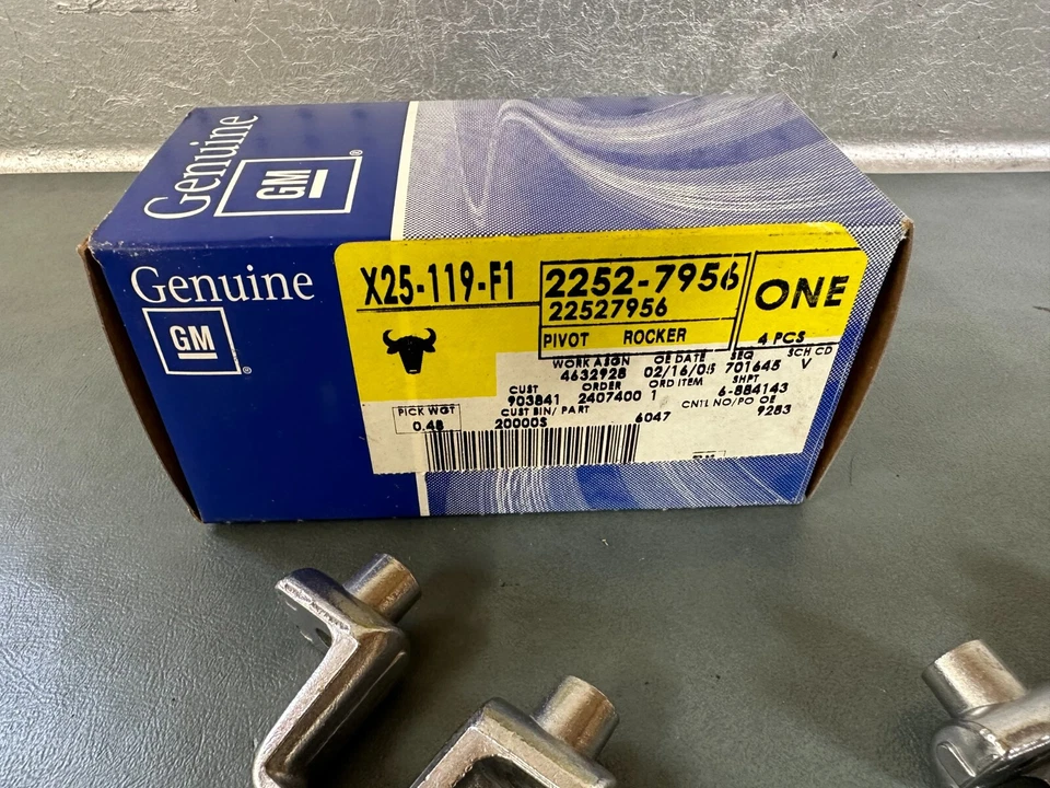 GM OEM NOS 22527956 brazo basculante pivote 1984-1985 Cadillac Seville 5,7 diésel Foto 2 de 2