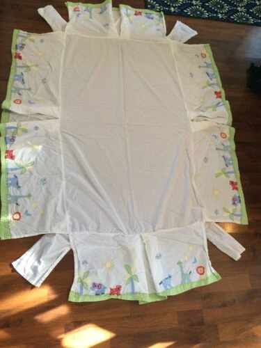 Selva Pottery Barn Kids faldas de cuna y volantes de Polvo