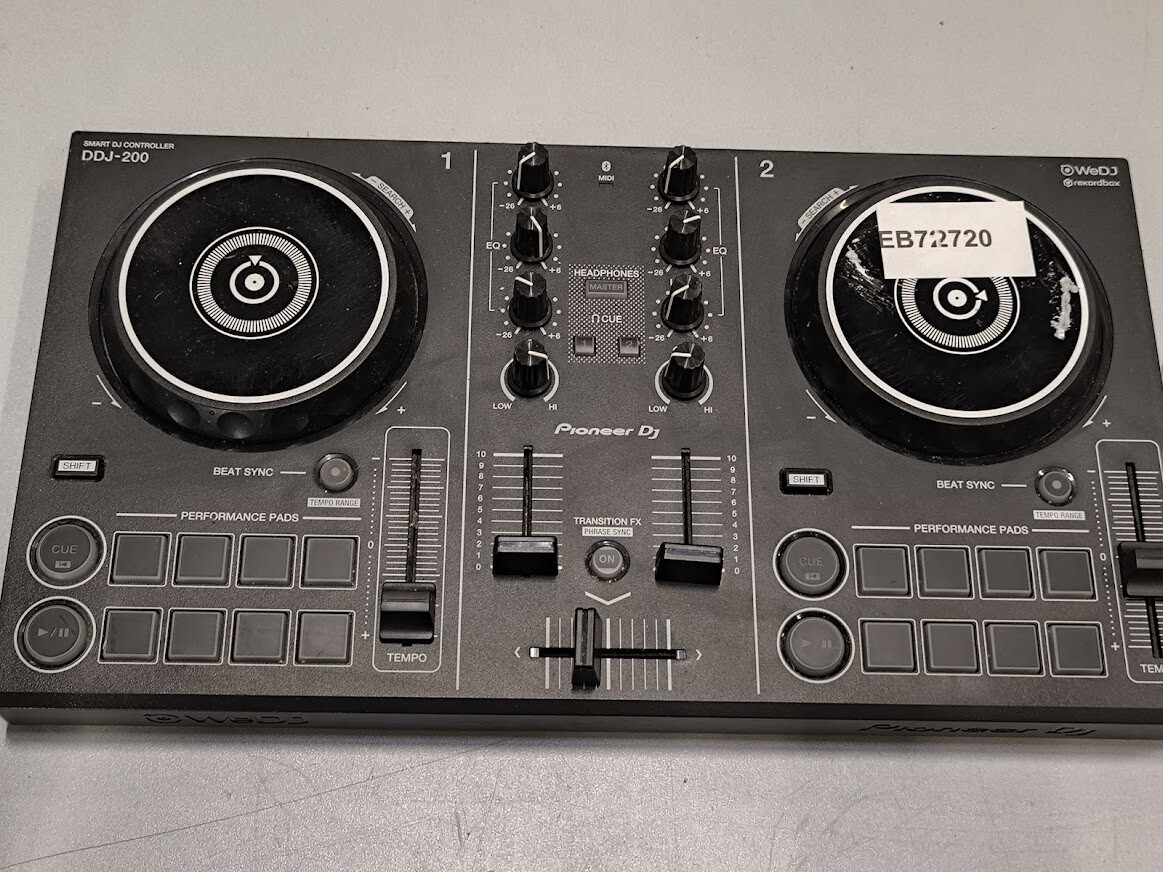 美品！Pioneer DJ DDJ-200 Bluetooth DJコントローラ DDJ-200 (archived) 2-channel Smart DJ controller (black