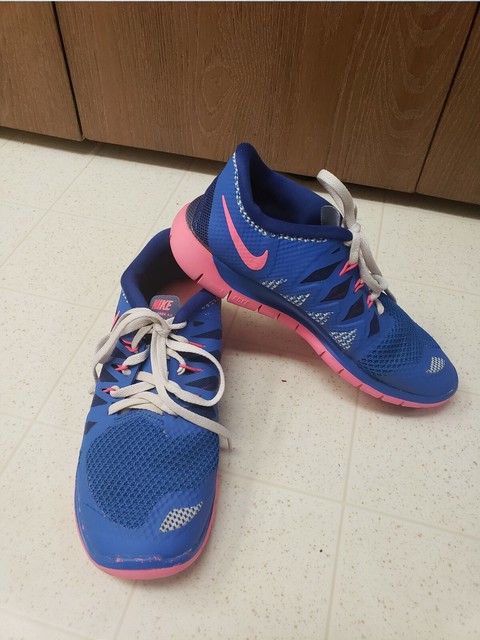 light blue and pink nike shoes