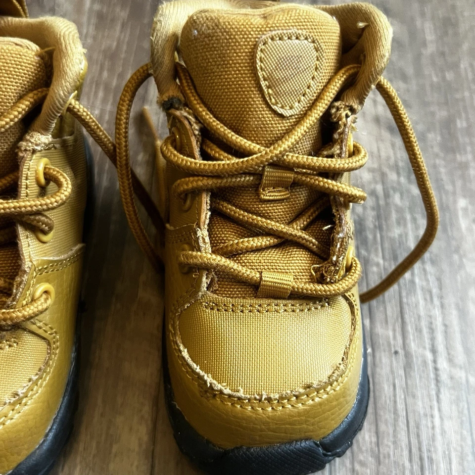 *NUEVO* Bebé NIKE MANOA CUERO (TD) Bota Trigo / Negro (BQ5374 700) Talla 4C Foto 4 de 4