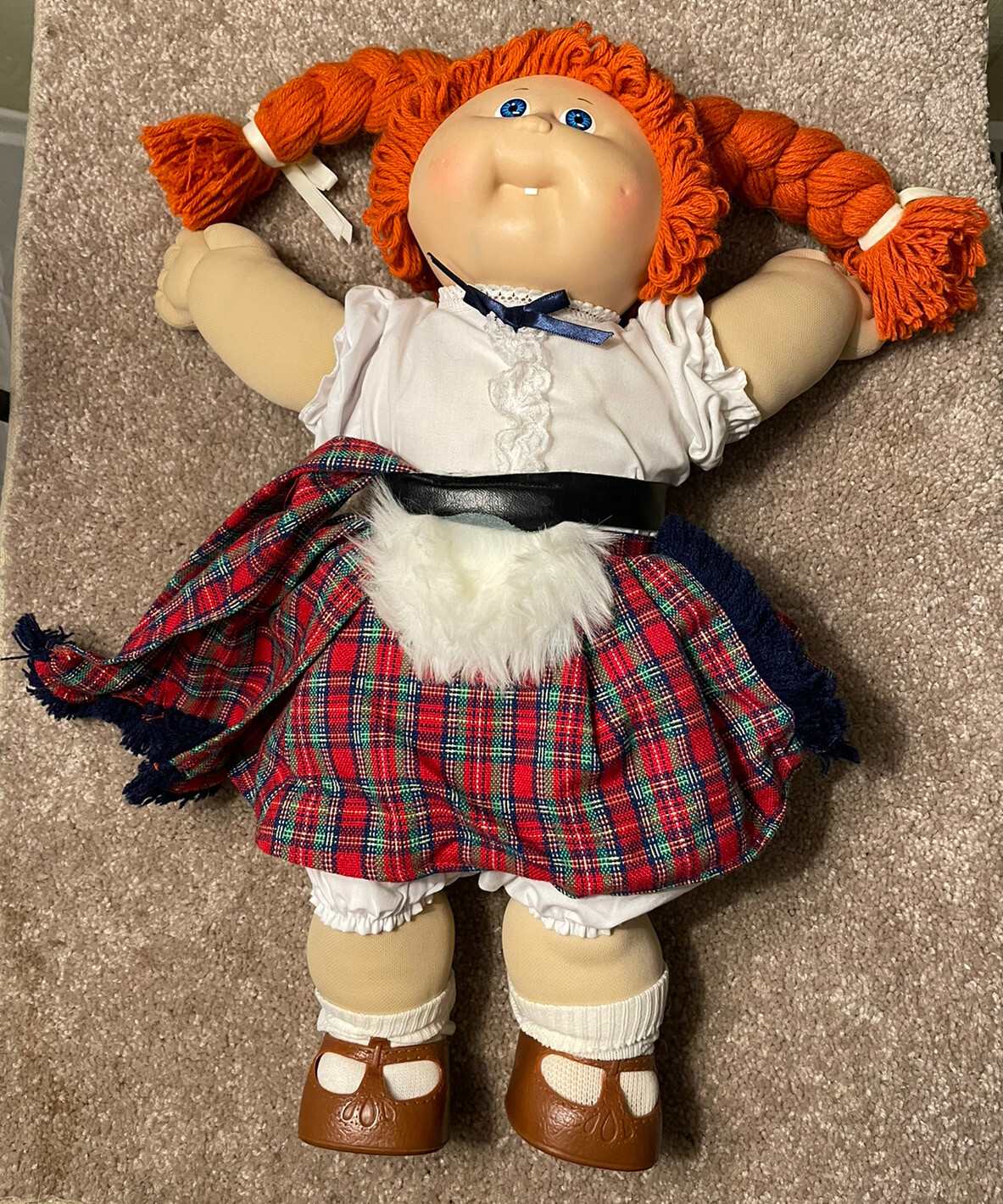 RARE!! VINTAGE 1985 ANN GRETA CABBAGE PATCH DOLL RED HAIR GREEN EYES
