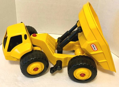 little tikes dump truck with handle