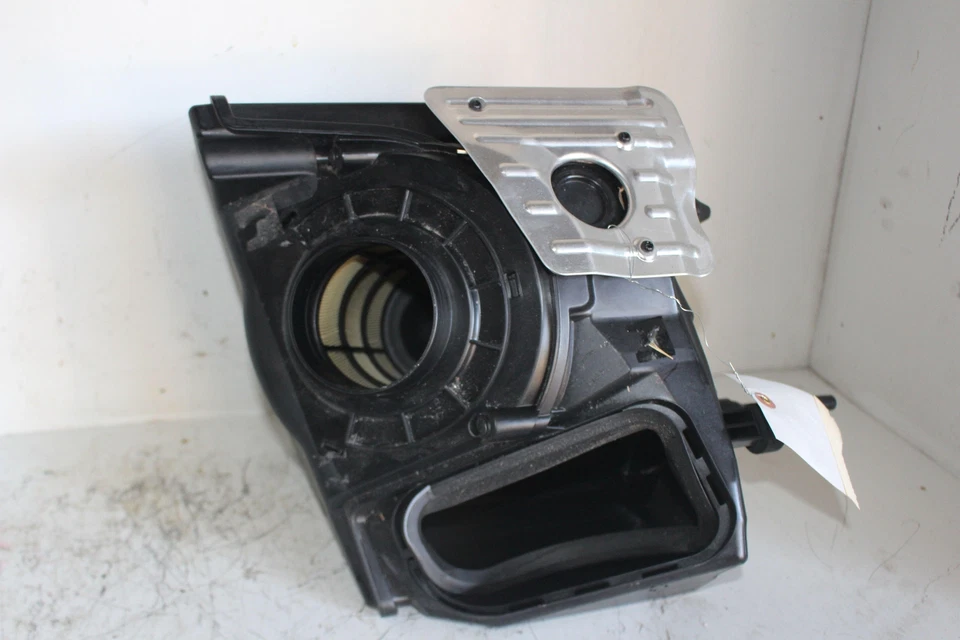 Purificador de aire AUDI ALLROAD QUATTRO 17 Foto 3 de 4