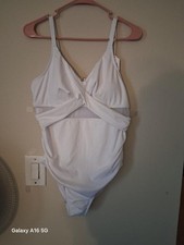 BS12 NEW White Womens One-Piece Bathing Suit Swimwear Size Large
