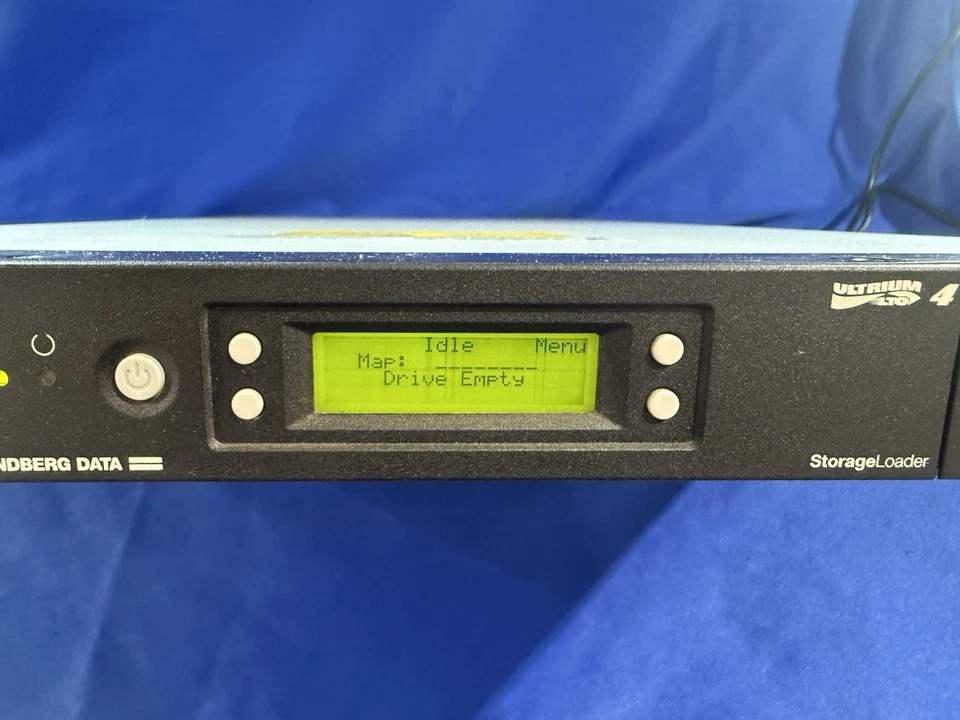 Biblioteca de cintas Tandberg Data StorageLoader LTO 4 1000 - Parcialmente probada - Leer Foto 2 de 4