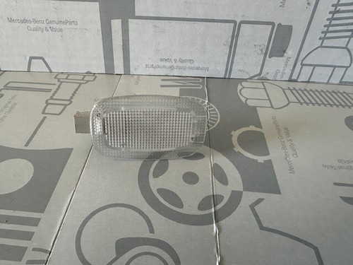 Mercedes-Benz S-Klasse W221 Innenleuchte Fußraum Kofferraum Leuchte A2218200401