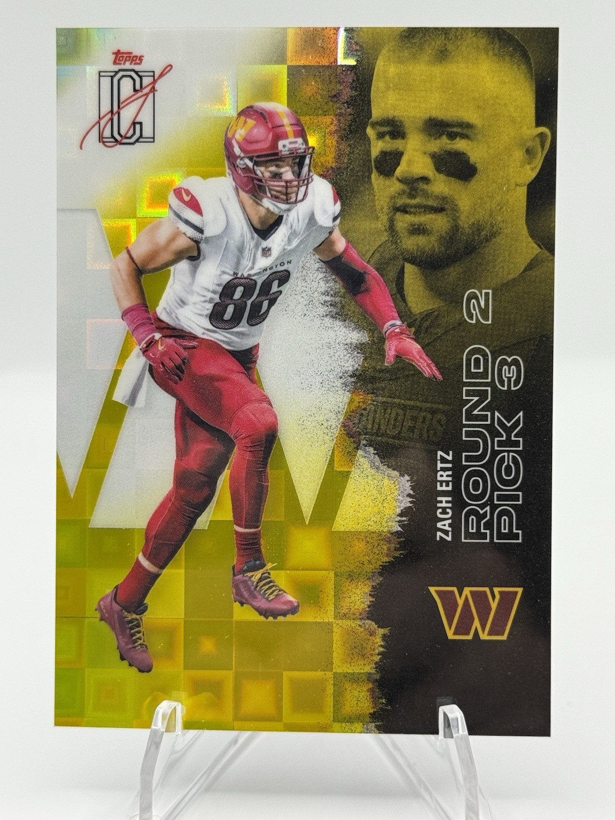 2025 Topps Signature Class - Gold Geometric Parallel - Zach Ertz #100