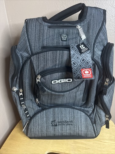 OGIO Metro Street Backpack Grey/Black, 8 External Pockets, Padded for Laptop