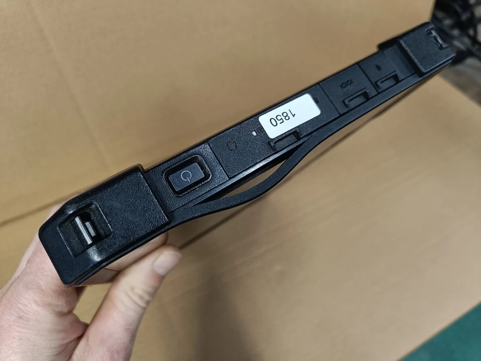 Dell Latitude 7220 Rugged Extreme · i5-8365U · 8GB · 256GB, photo 2 of 4