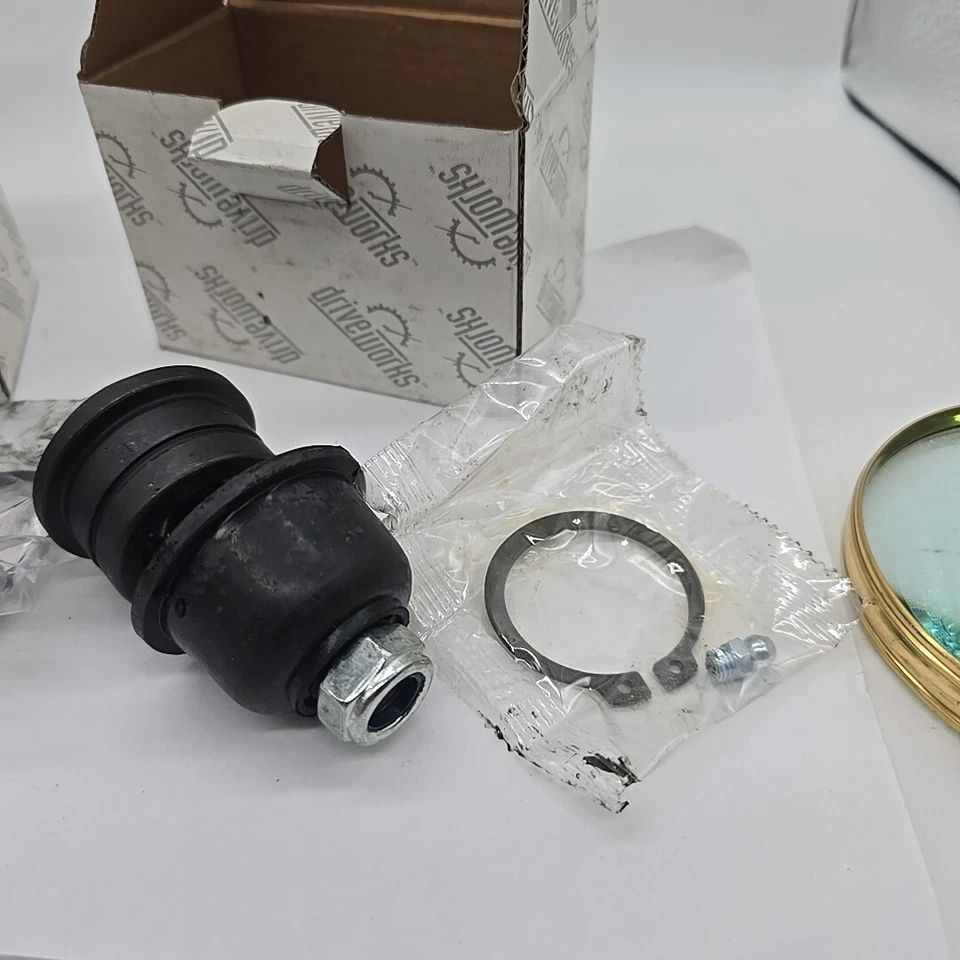 2 CARQUEST/Drive Works DW K9617 - Junta de rótula de suspensión, inferior Foto 2 de 4