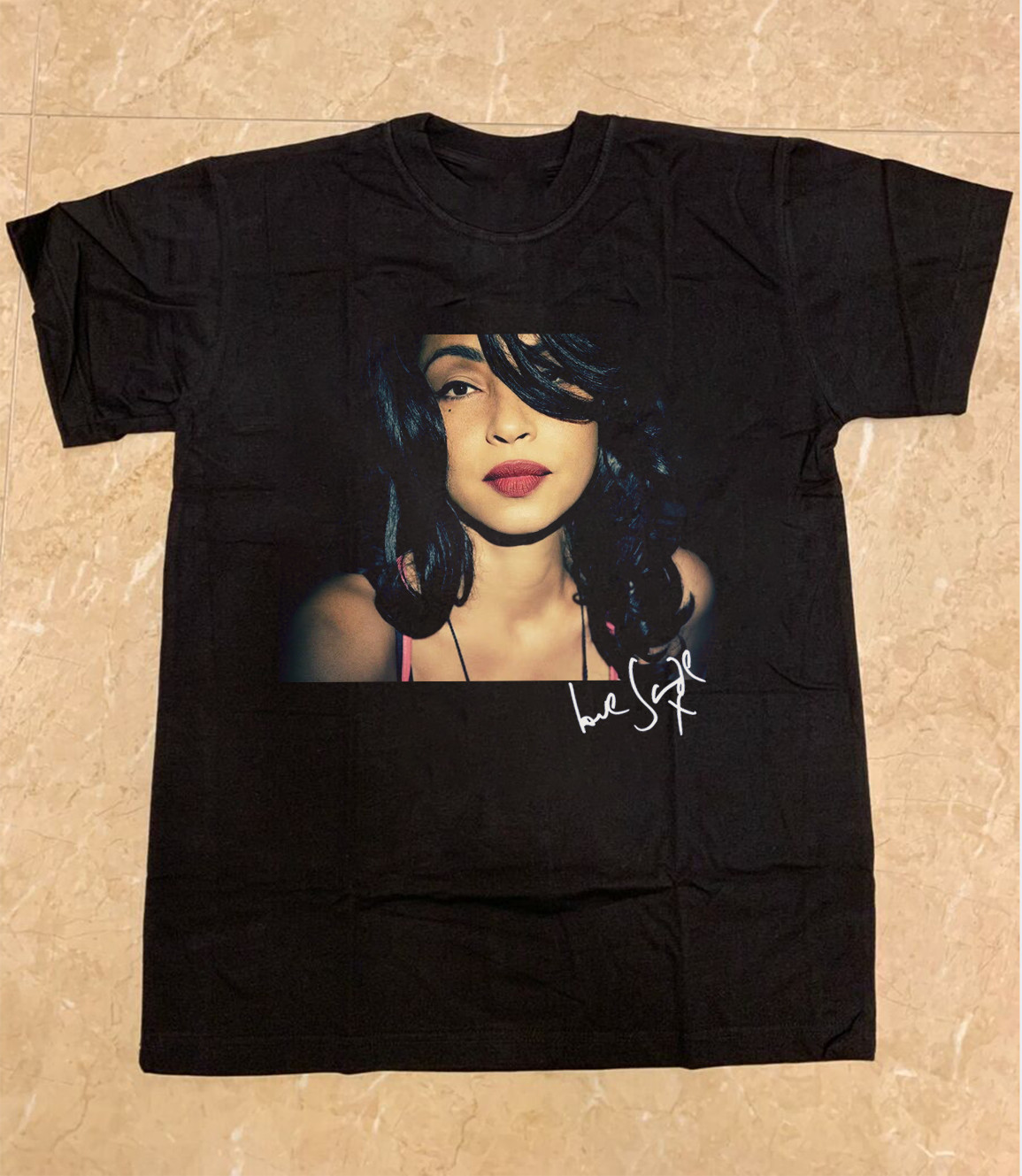 Camiseta negra manga corta unisex Sade lover Signature
