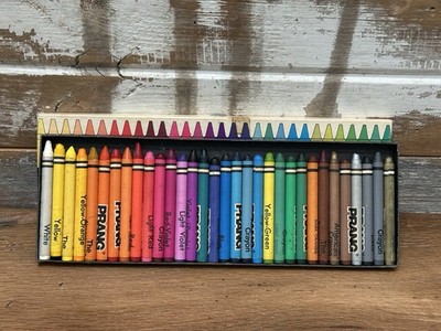 PRANG The American Crayon Vintage 32 Pieces Made In USA Dixon Co Non-Toxic W/Box