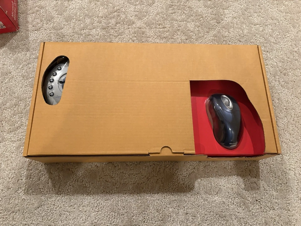 Microsoft Wireless Optical Desktop 5000 Keyboard Wireless Mouse Image Software - Image 2 of 4