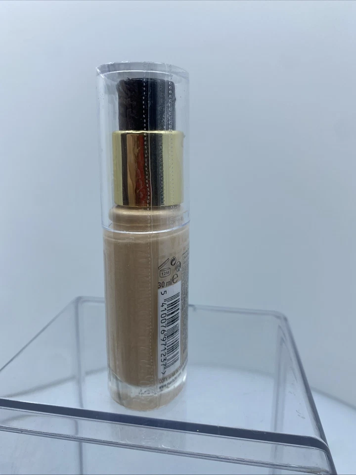 Max Factor Facefinity All Day Flawless Foundation 30 Porcelain- SPF20 - 30ml - Image 3 of 4