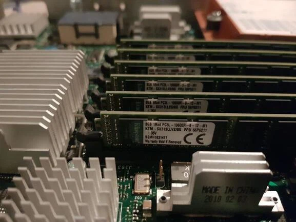 IBM 7870-B4G, HS22 BLADE SERVER INTEL CPU, 96GB RAM, CIOV CARD, 2x HDD 146GB - Image 4 of 4