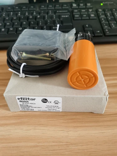 1PC New IFM IB0004 Proximity Switch Sensor IB0004 Free Shipping - Picture 1 of 3