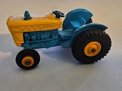 Lesney Matchbox 39 Ford Tractor Yellow Case BPW 1969 - Image 1 of 4