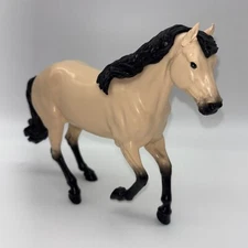 Breyer Reeves horse galloping cream black DOLGEN