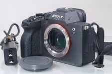 SONY 7 IV ILCE-7M4 Mirrorless Camera Tested / Battery Charger 2482