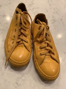 converse yellow leather