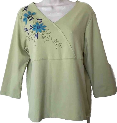 Cocomo Bright White 3/4 Sleeve Top. NWT. XL. Butterfly Rhinestone