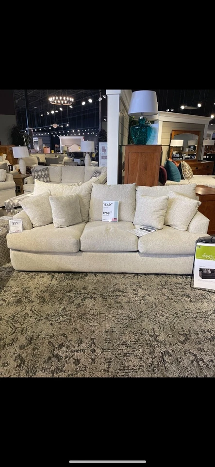 Findley Sofa and Oversized Chair Set - Beige. - Image 3 of 4