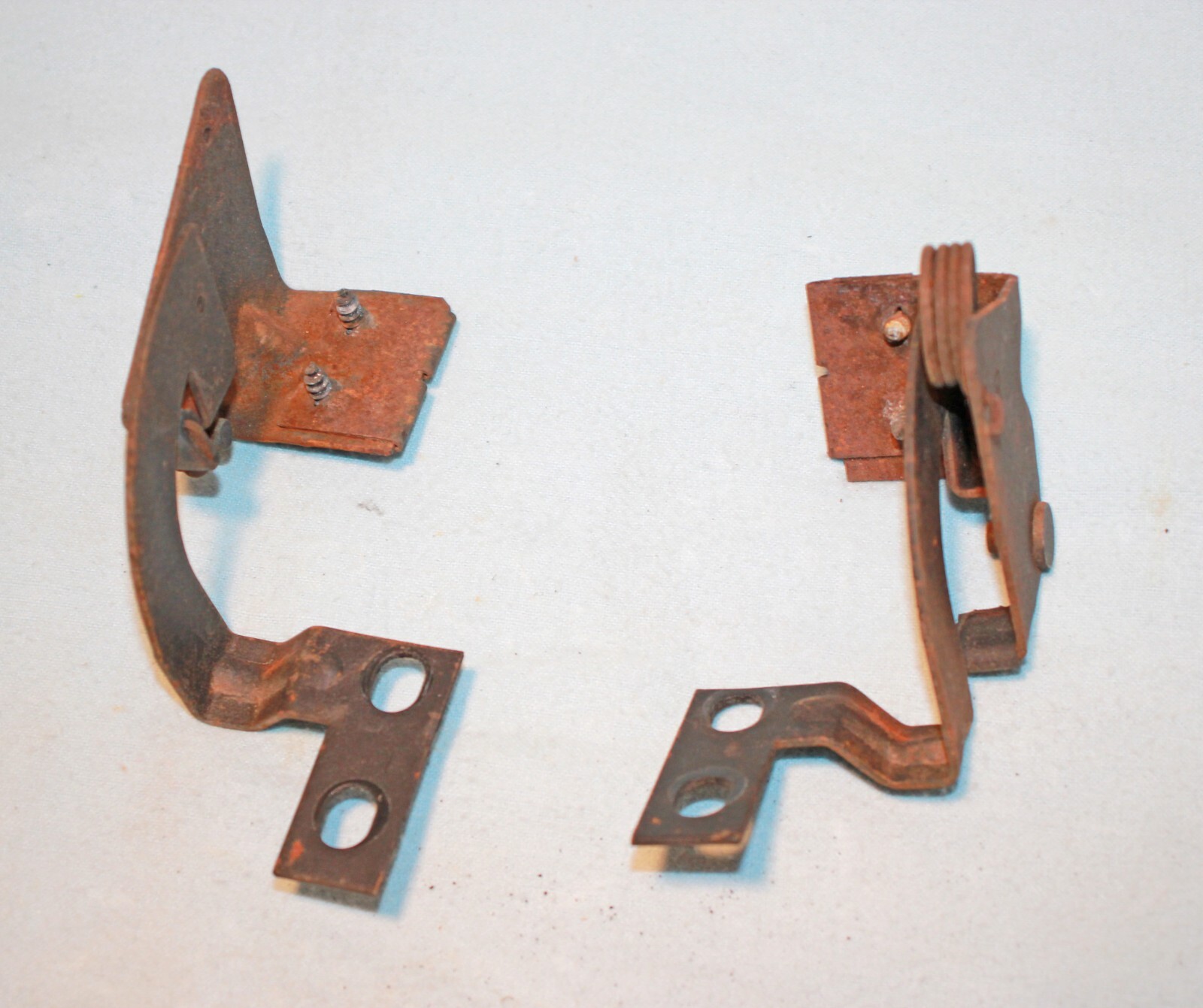 Signet Hinge 66 Plymouth Valiant glove box door hinges Signet | eBay