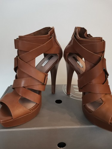 Sehr hohe Sandale braun Leder Zara Basic Collection ungetragen Gr. 38 NP:79,95 - Bild 4 von 21