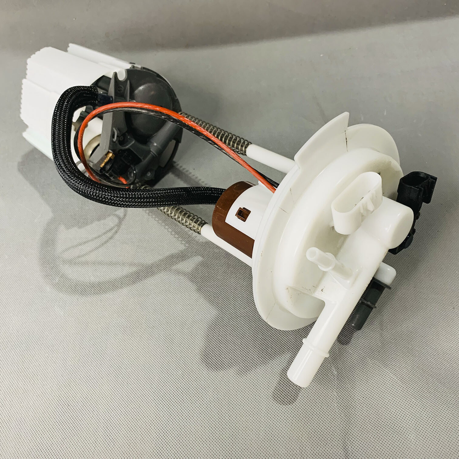 Bosch Fuel Pump Module Assembly 810248898 For 2009 Chevrolet 