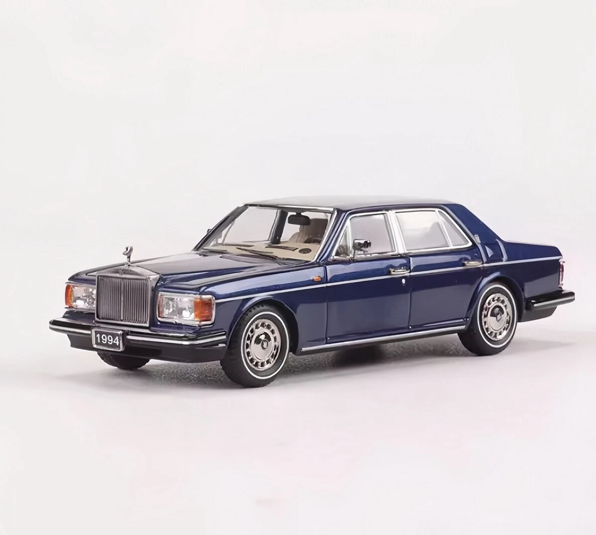 GFCC 1/64 Scale Rolls-Royce Silver Spur III 1994 Blue2