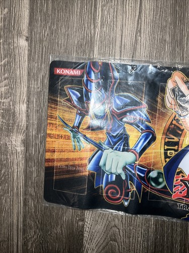 Yu-Gi-Oh Trading Card Game Play Mat Shonen Jump 1996 Mat B 2B22 - Picture 2 of 9