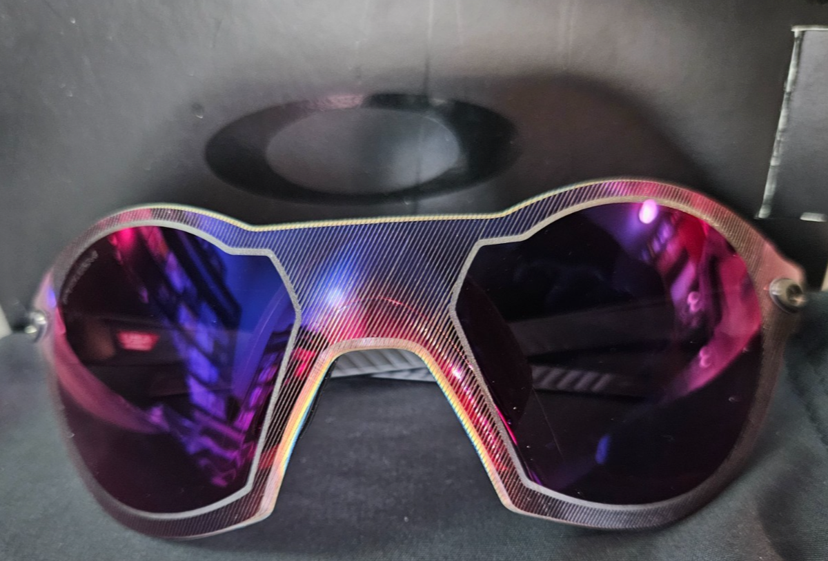 /// 冬ラストSALE /// Oakley x オーバーオール ⭐︎新品 ⭐︎ NEW! OAKLEY Sunglasses SUBZERO OO9098-1548 Matte Balsam Frame w