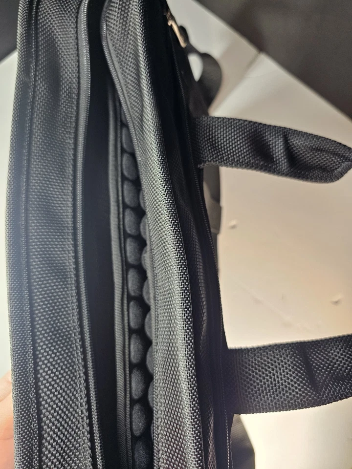 超V型LOAD移动边缘笔记本电脑支架 — 第 3/4 张图片