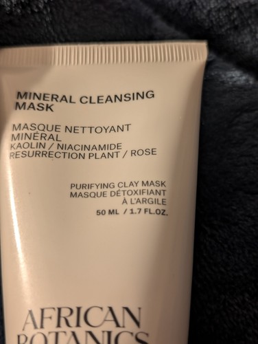 African Botanics Mineral Cleansing Mask 1.7 oz TRAVEL SIZE NWOB New - Picture 2 of 3