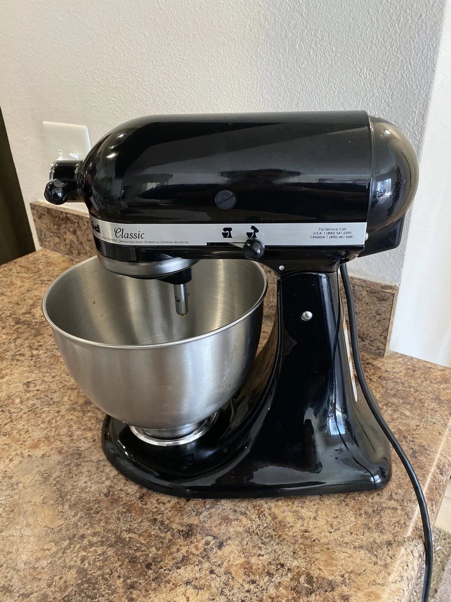 KitchenAid 4.5 Quart Tilt Head Stand Mixer in Onyx Black and Stainless  Steel