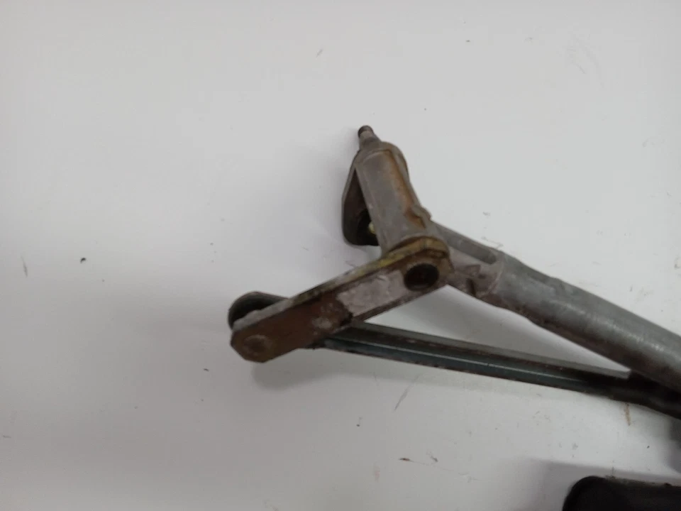 1995-2001 VOLKSWAGEN GOLF GTI WINDSHELD WIPER MOTOR W/ LINKAGE OEM, 620-58359 - Image 2 of 4