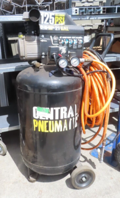 Air Compressor (Model: 61454) 21 Gallons 2.5 Horsepower Oiled