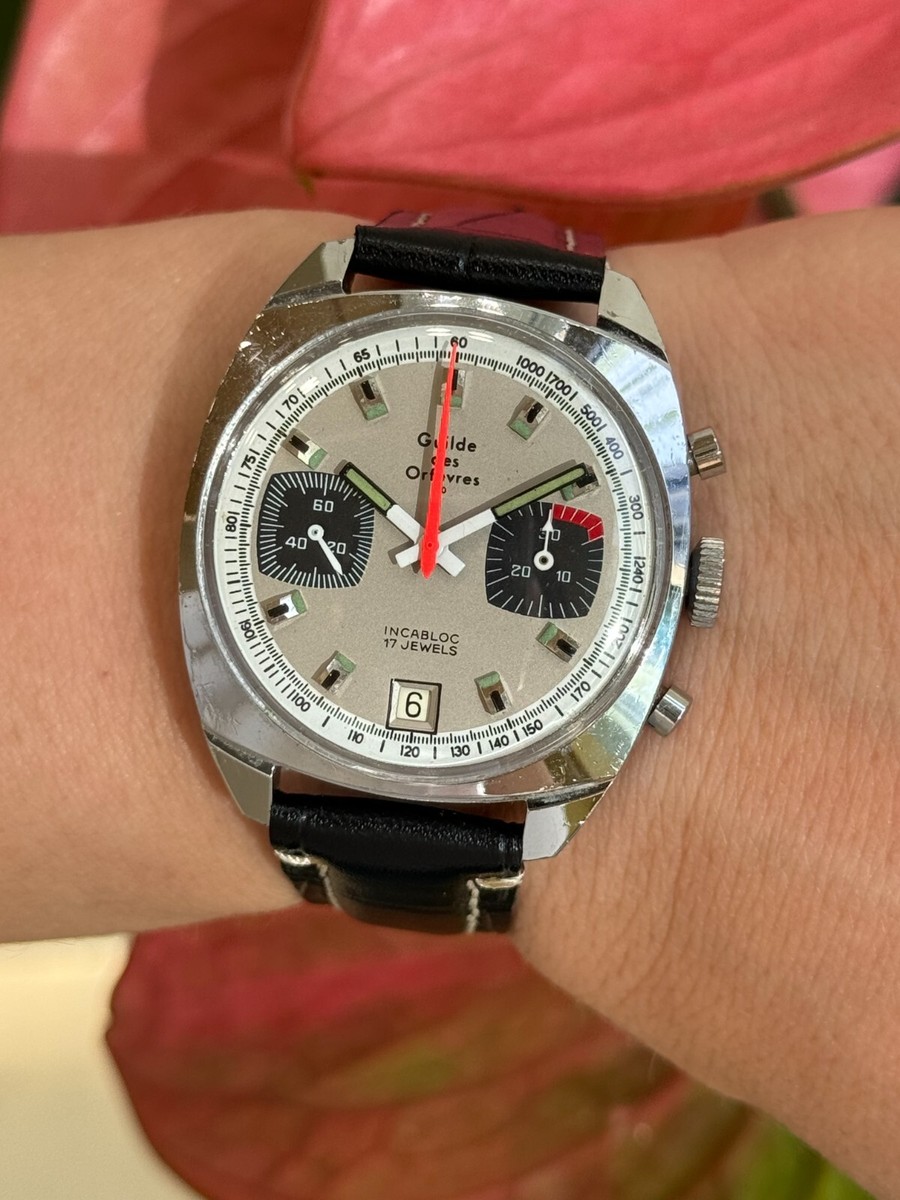 Vintage Chronograph Date Panda Dial Manual Valjoux 7734 Mens Swiss