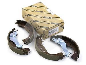 Toyota Shoe Kit Rear Brake MPN 04495-0K130 | eBay