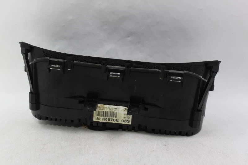 Velocímetro cluster 140K milhas MPH Opt 9Q5 2013-2014 Volkswagen Passat fabricante de equipamento original 25914 - Imagem 2 de 4