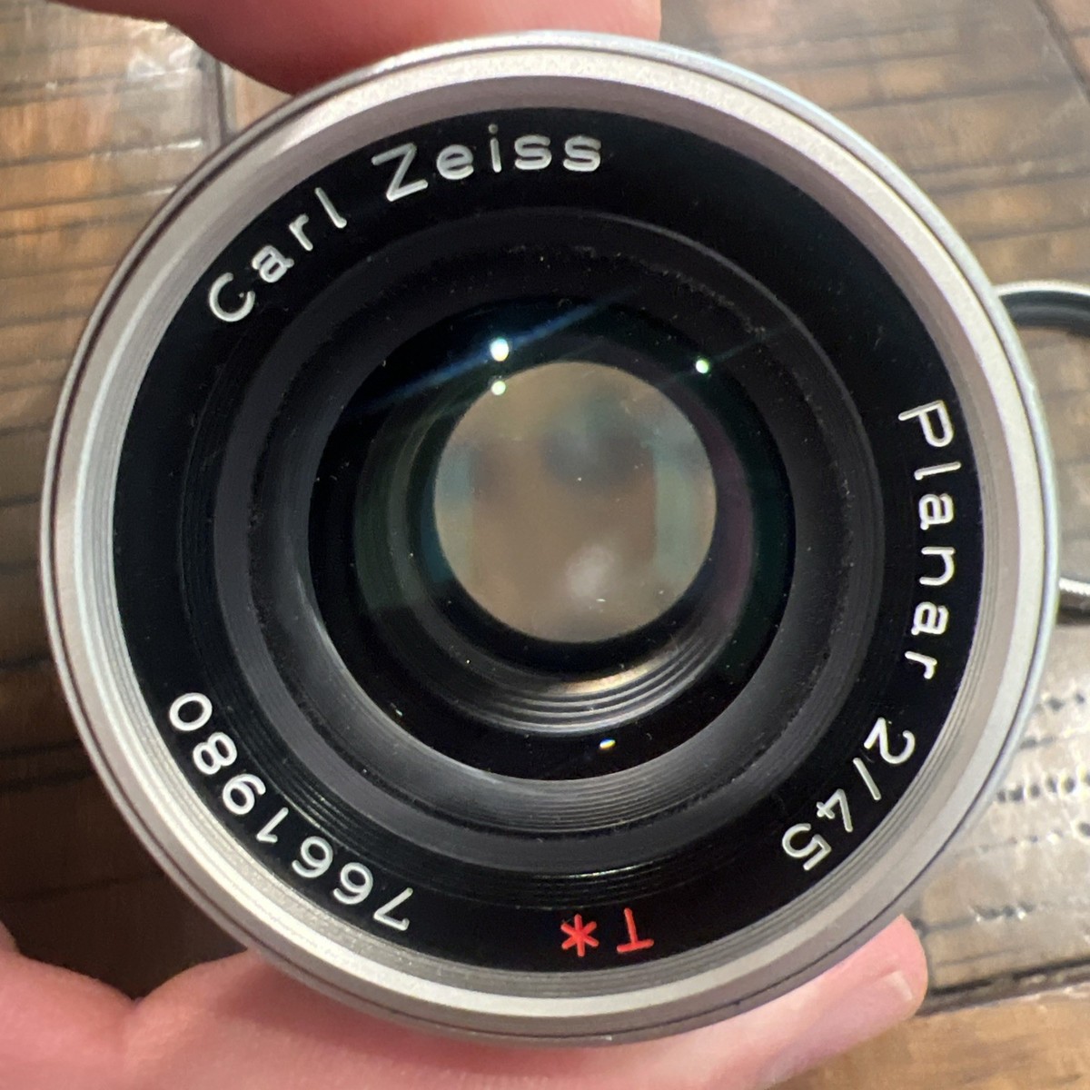 Contax G1 G2 Carl Zeiss Planar 2/45 red T* Objektiv Nice Lens! | eBay