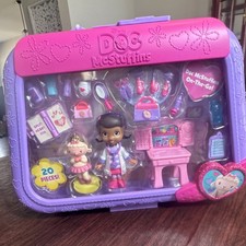 Just Play Doc McStuffins On-The-Go 20 Piece Doctor Kit Playset 3054MT01