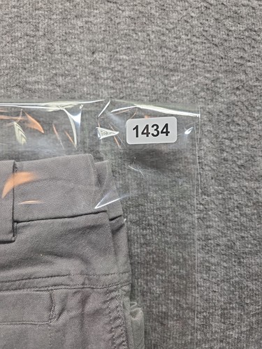 Lululemon The Works Short Quick Oxford 11" Men's Casual Gray Size 32 ABC 34x11 - Picture 14 of 14